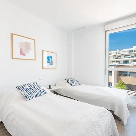 Apartment Penthouse With Sea View *